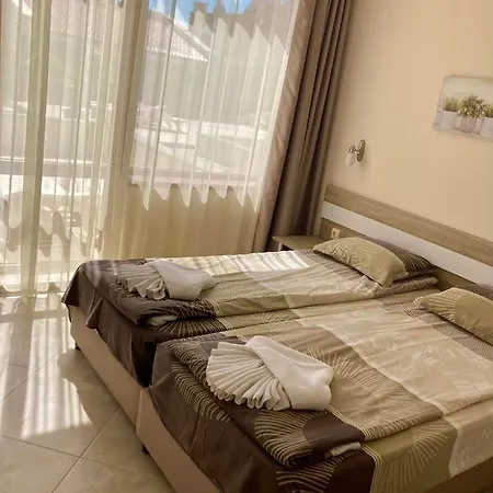 In Apolon Apartamento