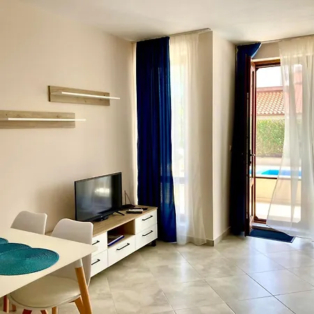 Apartamento In Apolon